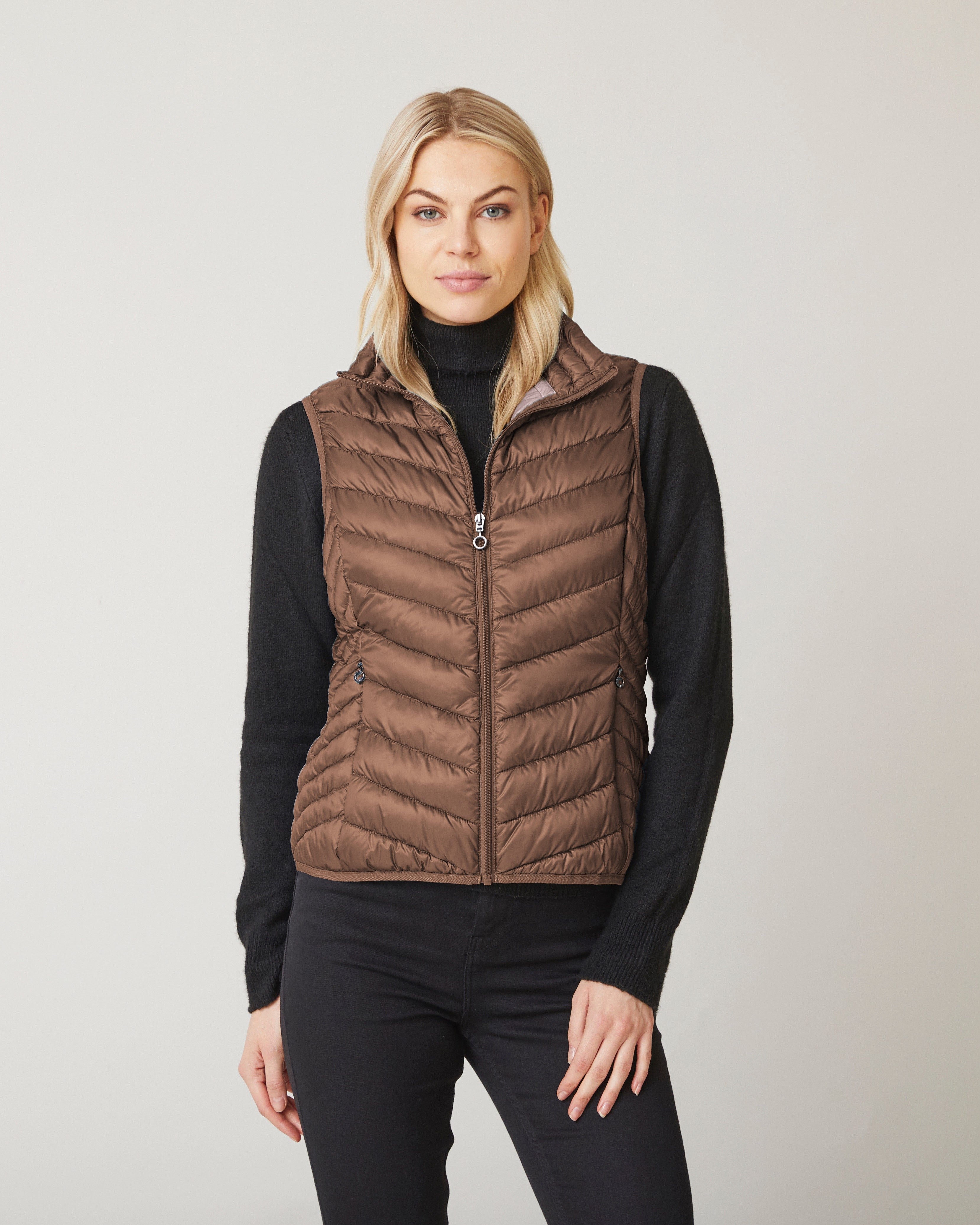 Junge Louise Kv. 62 61-Brown